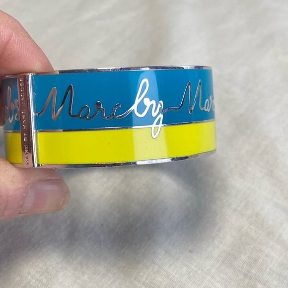 Vintage Marc by Marc Jacobs Logo Enamel Bracelet/Bangle, 2.5” - Picture 5 of 6